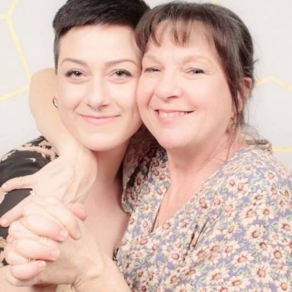 Meet your Posher, Kelsey - Picture 1 of 1